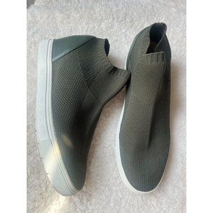 Steve Madden Women's Size 10M Platform Fabric Sock Green Olive Shoes Sneakers